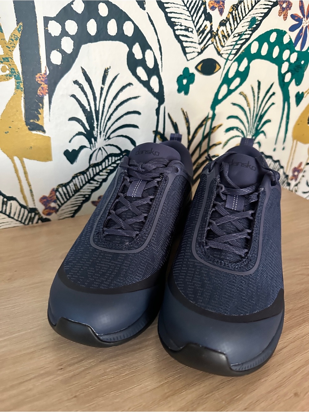 Dansko Women's Makayla Waterproof Outdoor Sneaker 39